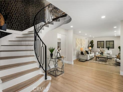 10282 Old Lamplighter Lane, Villa Park, CA