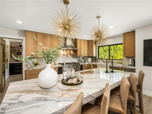 10282 Old Lamplighter Lane, Villa Park, CA
