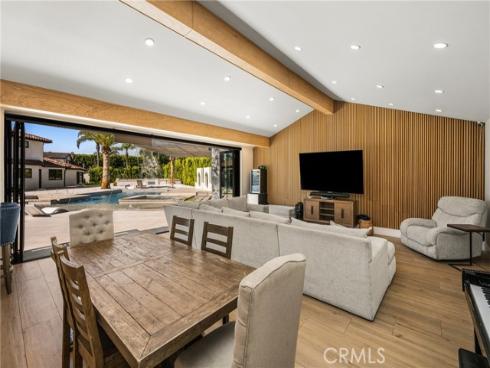 10282 Old Lamplighter Lane, Villa Park, CA