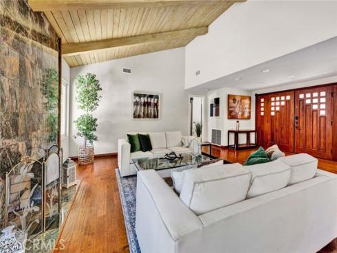18381 Serrano , Villa Park, CA