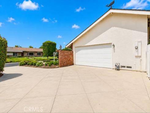 10131 Verde Lomas , Villa Park, CA