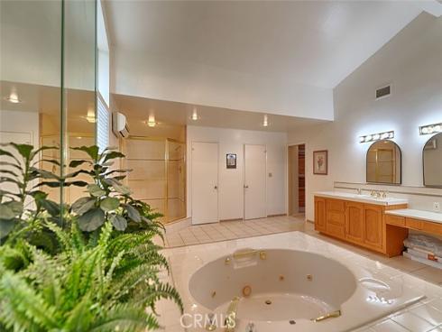 10162 Knuth Circle, Villa Park, CA