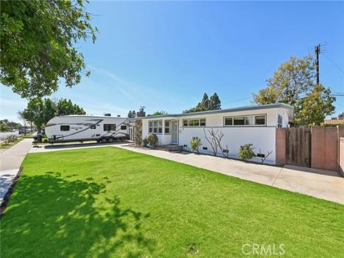 13631 Richardson Way, Westminster, CA