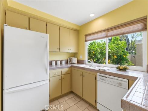 5021 Vauxhall Road, Westminster, CA