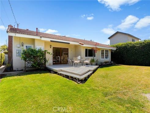 5642  Meinhardt  , Westminster, CA