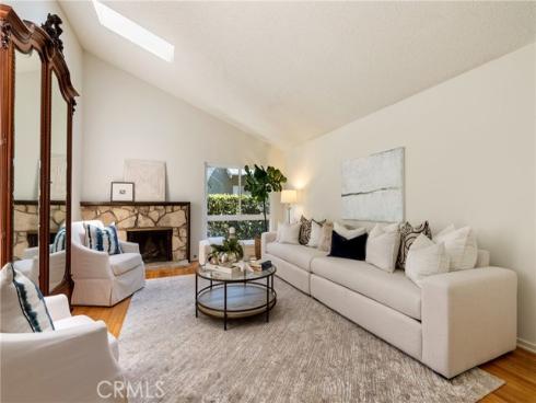 5642  Meinhardt  , Westminster, CA