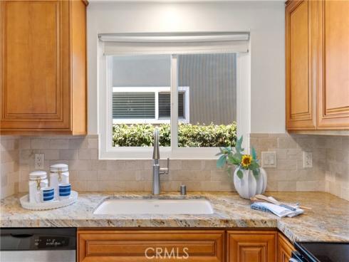 5642  Meinhardt  , Westminster, CA