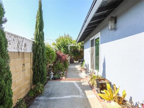5781  Westmoreland   Circle, Westminster, CA