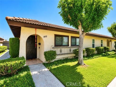 8952 Barcelona , Westminster, CA