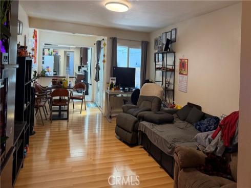 8952 Barcelona , Westminster, CA