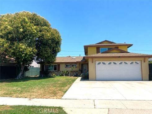 15792 Las Nubes , Westminster, CA