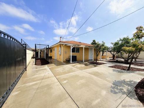 8962 Elvira , Westminster, CA