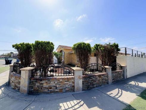 8962 Elvira , Westminster, CA