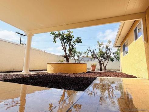 8962 Elvira , Westminster, CA
