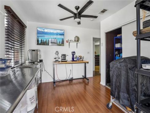 6412  Shawnee  , Westminster, CA