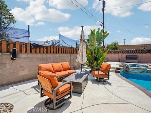 6412  Shawnee  , Westminster, CA