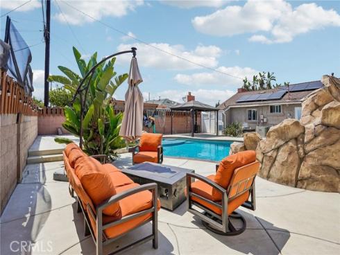 6412  Shawnee  , Westminster, CA