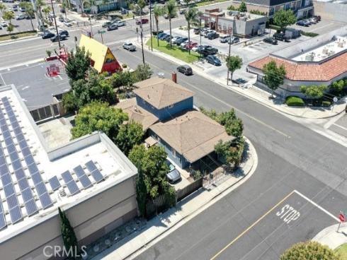 13861 Pine St.