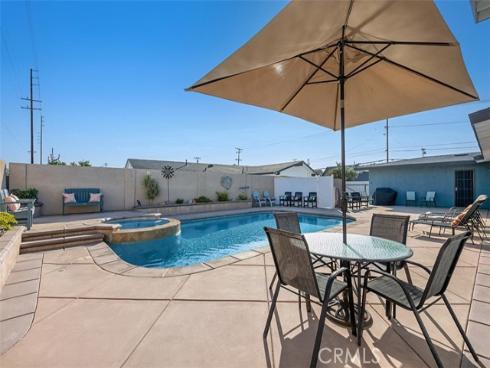 6082 Navajo Road, Westminster, CA
