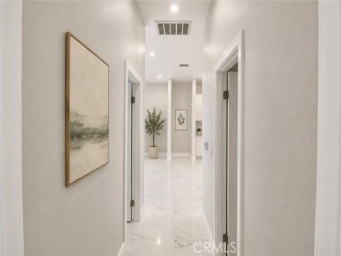 9440 Mcfadden , Westminster, CA