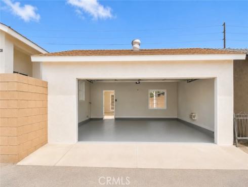 9440 Mcfadden , Westminster, CA