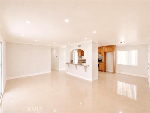 9440 Mcfadden , Westminster, CA