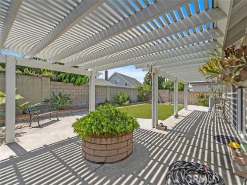 16181 Quartz , Westminster, CA