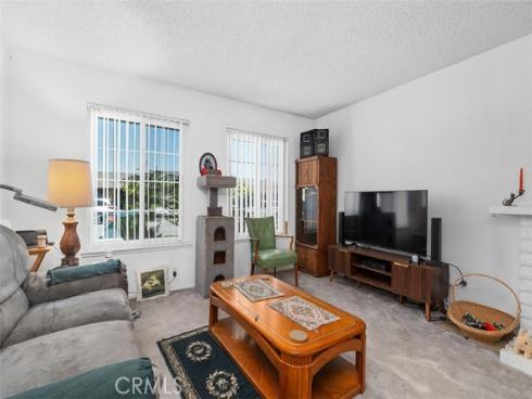 16181 Quartz , Westminster, CA
