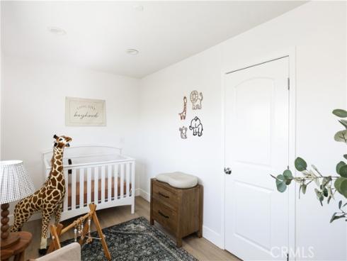13631 University , Westminster, CA