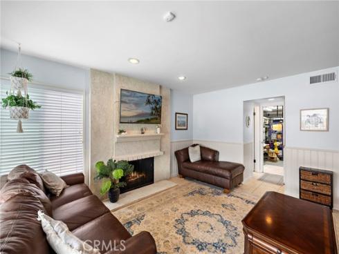 14122 Uxbridge Street, Westminster, CA