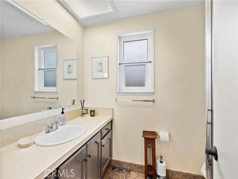 14122 Uxbridge Street, Westminster, CA
