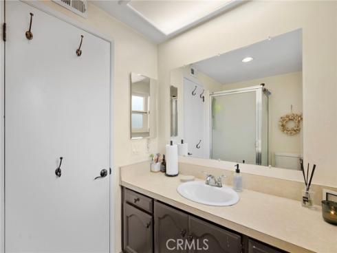 14122 Uxbridge Street, Westminster, CA