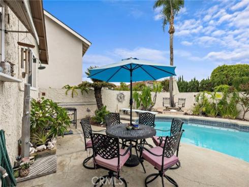14122 Uxbridge Street, Westminster, CA