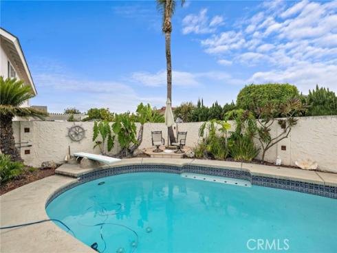 14122 Uxbridge Street, Westminster, CA