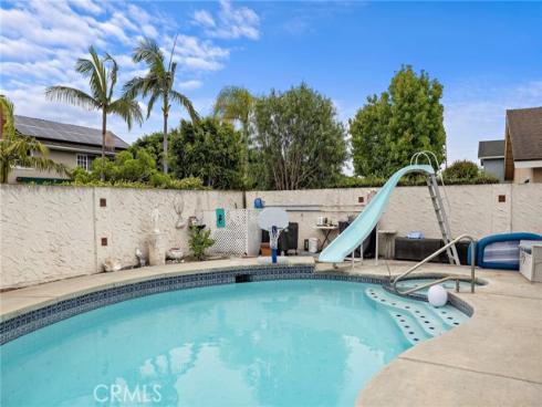 14122 Uxbridge Street, Westminster, CA
