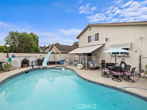 14122 Uxbridge Street, Westminster, CA