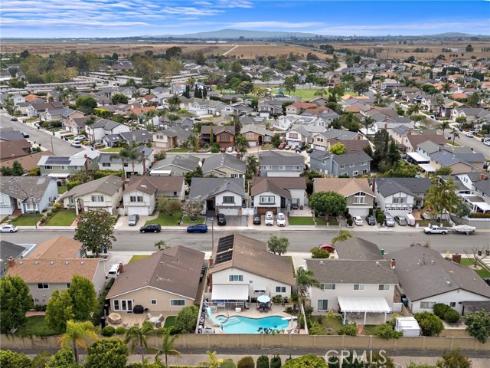 14122 Uxbridge Street, Westminster, CA