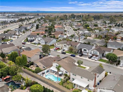 14122 Uxbridge Street, Westminster, CA