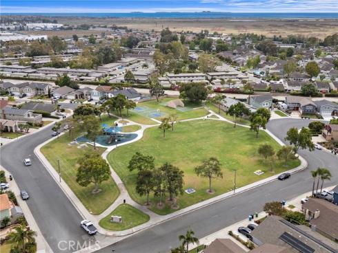 14122 Uxbridge Street, Westminster, CA
