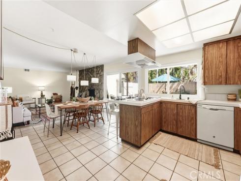 8821 Tamarisk , Westminster, CA