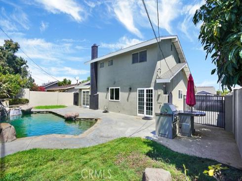 5062 Berkeley , Westminster, CA