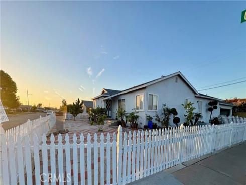6221 Choctaw Drive