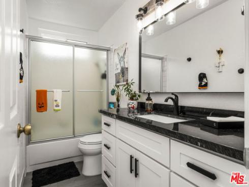 5830 Via Del Bisonte , Yorba Linda, CA
