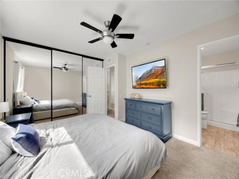 6537 Shady Gate 18 , Yorba Linda, CA