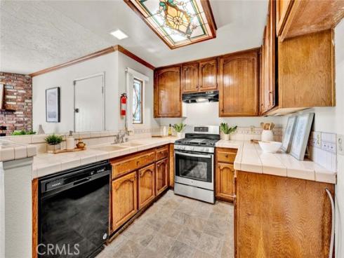 19138  Alamo  158  Lane, Yorba Linda, CA