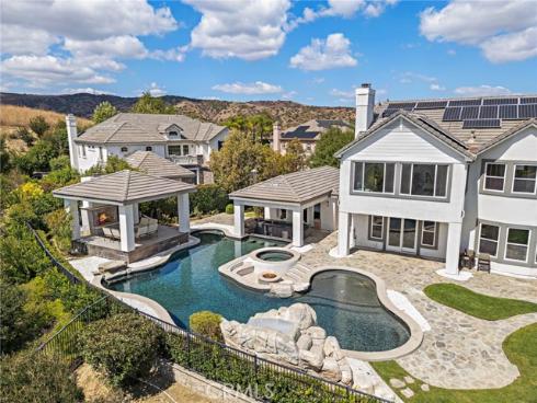 3111 Gardenia Lane