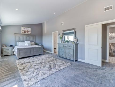 5851 Walnut Creek , Yorba Linda, CA