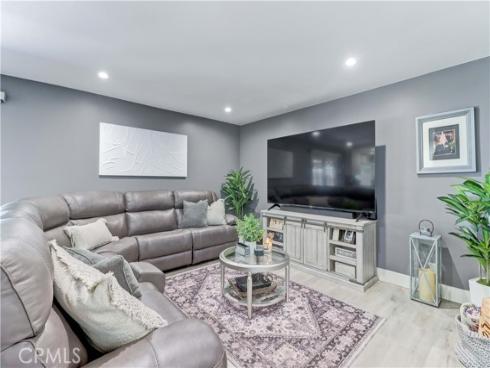 5851 Walnut Creek , Yorba Linda, CA