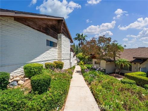 5056  Lakeview  25  Avenue, Yorba Linda, CA