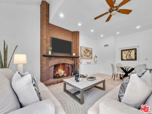22285 Rolling Hills Lane, Yorba Linda, CA